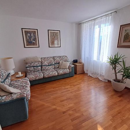 Appartamento Gisella Роверето Экстерьер фото